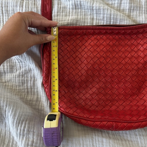 Vintage Bottega Veneta Red Woven Shoulder Bag - Picture 9 of 10